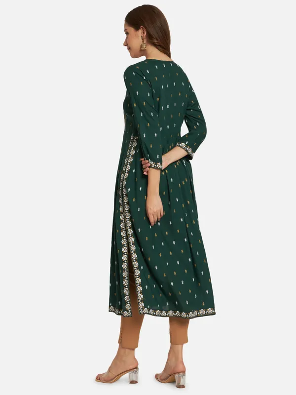 Green_Printed_Anarkali_Kurta_For_Women