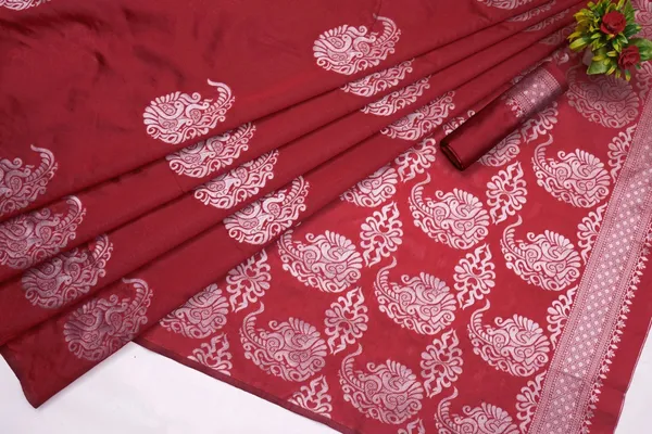 Maroon_Woven_Kanjivaram_Silk_Saree_with_Saree_Cover