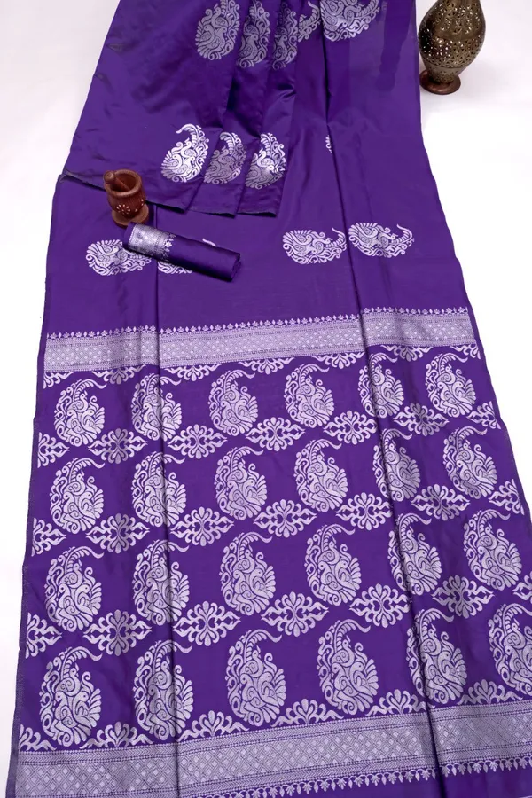 Purple_Woven_Kanjivaram_Silk_Saree_with_Saree_Cover