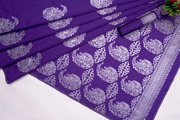 Purple_Woven_Kanjivaram_Silk_Saree_with_Saree_Cover