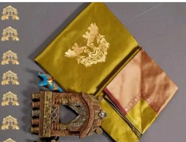Yellow_Woven_Kanjivaram_Silk_Saree_with_Saree_Cover