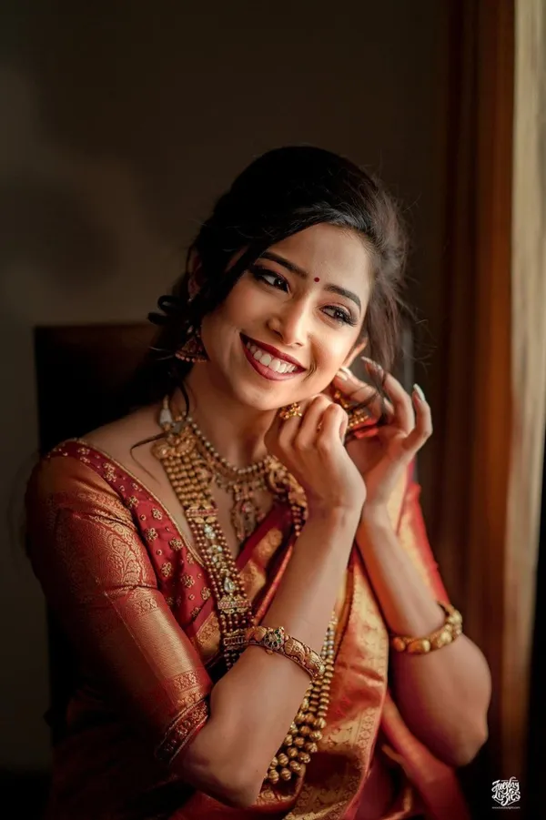 Orange_Woven_Kanjivaram_Silk_Saree_with_Saree_Cover