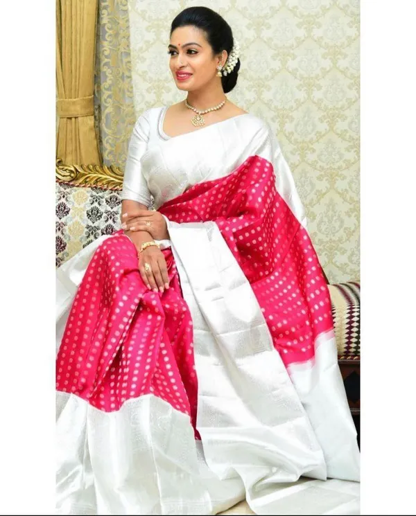 White_Woven_Kanjivaram_Silk_Saree_with_Saree_Cover