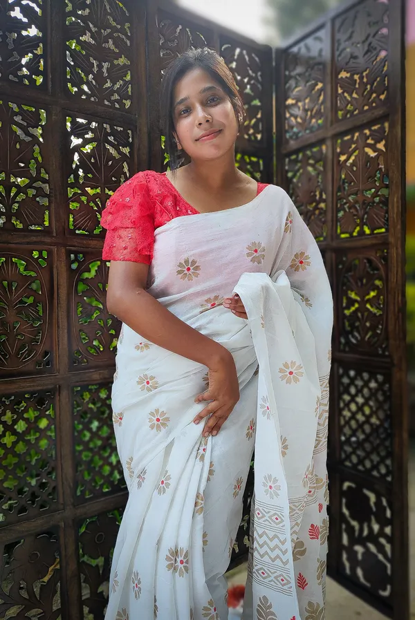 White_Printed_Handloom_Pure_Cotton_Saree