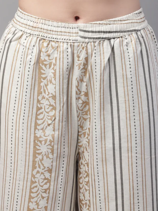 Grey_Cotton_Flair_Printed_Regular_Palazzo