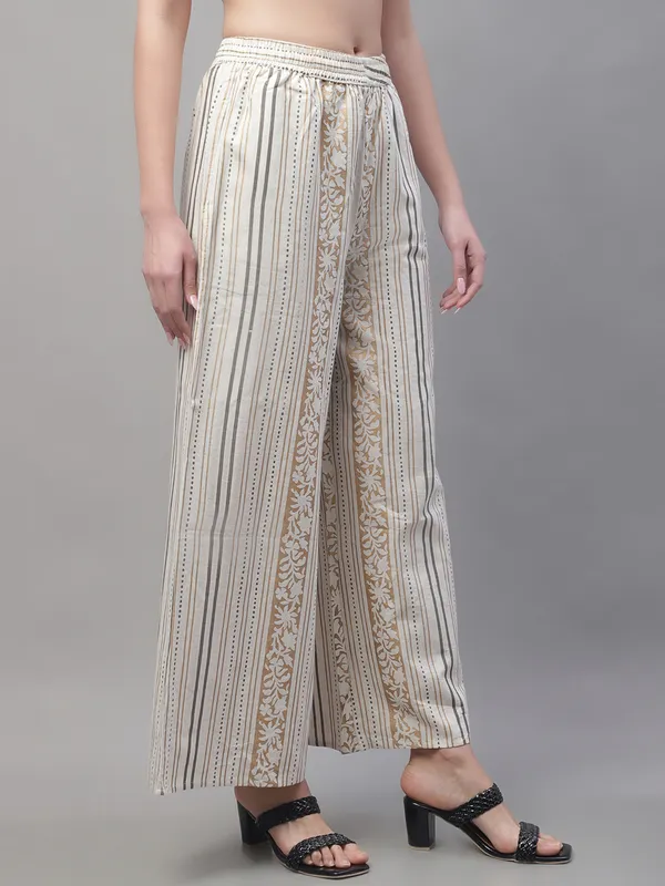 Grey_Cotton_Flair_Printed_Regular_Palazzo