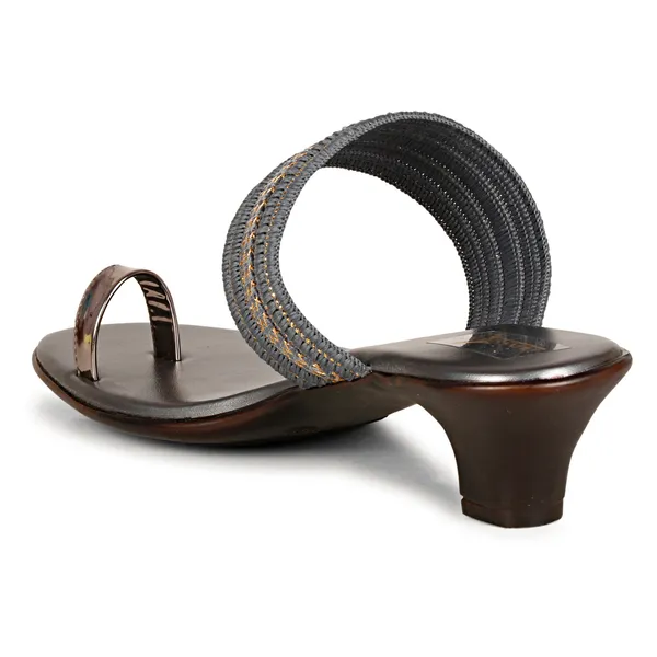 Grey_Trendy_Casual_Ethnic_Angutha_Heels_(Grey)