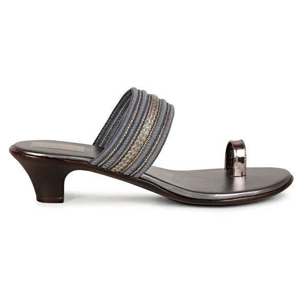 Grey_Trendy_Casual_Ethnic_Angutha_Heels_(Grey)