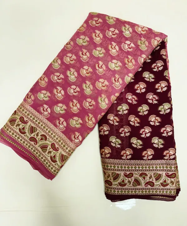 Humairah_Presents_Pure_Handloom_Pink_Dual_Shade_Chiffon_Floral_Resham_Mina_Zari_Booti_with_Minakari_Leaf_Pattern_Zari_Anchal_and_Minakari_Border_with_Magenta_Blouse