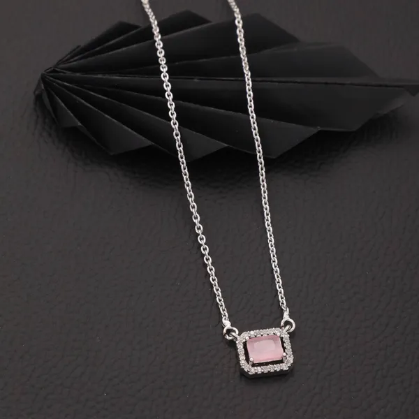 Alloy_Fancy_Silver_Pendant_With_Chain_For_Womens