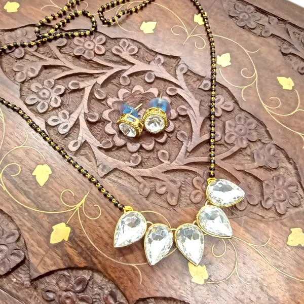 Allure_Fusion_Kundan_Mangalsutra_For_Women
