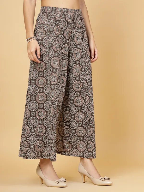 Brown_Pure_Cotton_Big_Flair_Printed_Regular_Palazzo