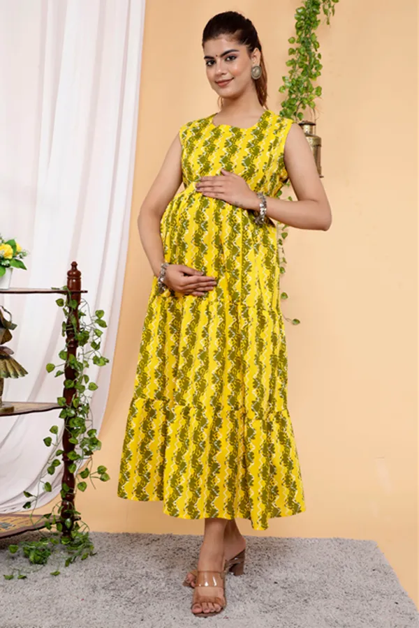 Yellow_Zig_Zag_Printed_Cotton_Anarkali_Plus_Size_Kurta/Gown__With_Schiffli_Jacket