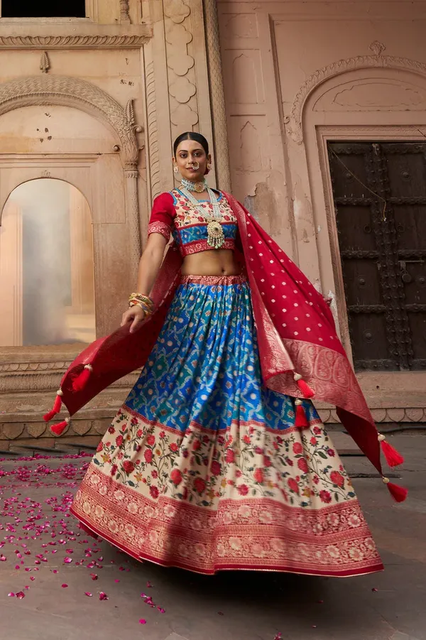 Firoji_Premium_&_Elegant_Dola_Silk_Lehenga_Choli_For_Women