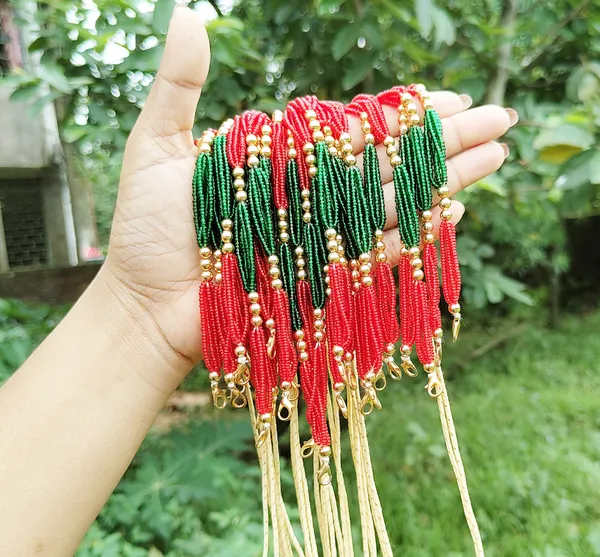 Assamese_Traditional_Red_Green_Tassel_/_Dori_12