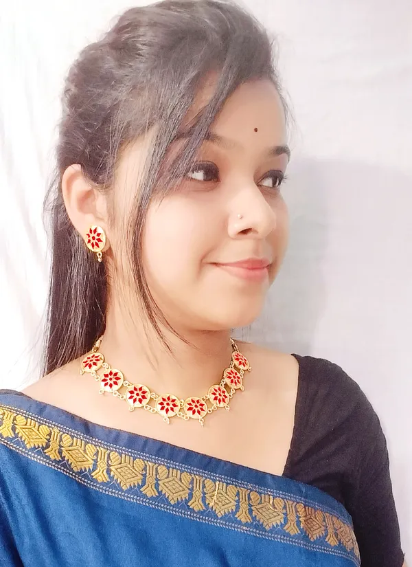 Assamese_Traditional_Gold_Plated_Red_Colour_Japi_Golpata_Necklace_Choker_For_Girls_&_Women