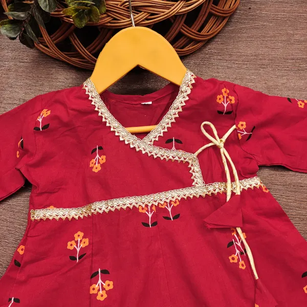 Red_Cotton_Blend_Floral_Printed_Readymade_Kurta_and_Sharara_Set_for_Girls