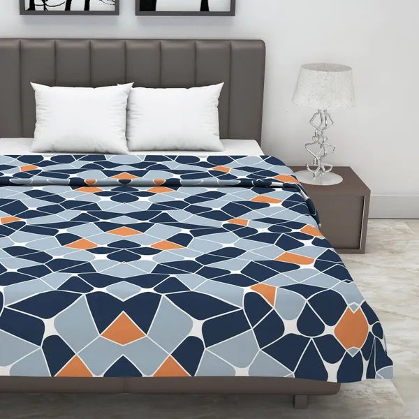 Geometric_Double_Dohar_for_Mild_Winter_(Polyester,_Navy_Blue_and_Orange)