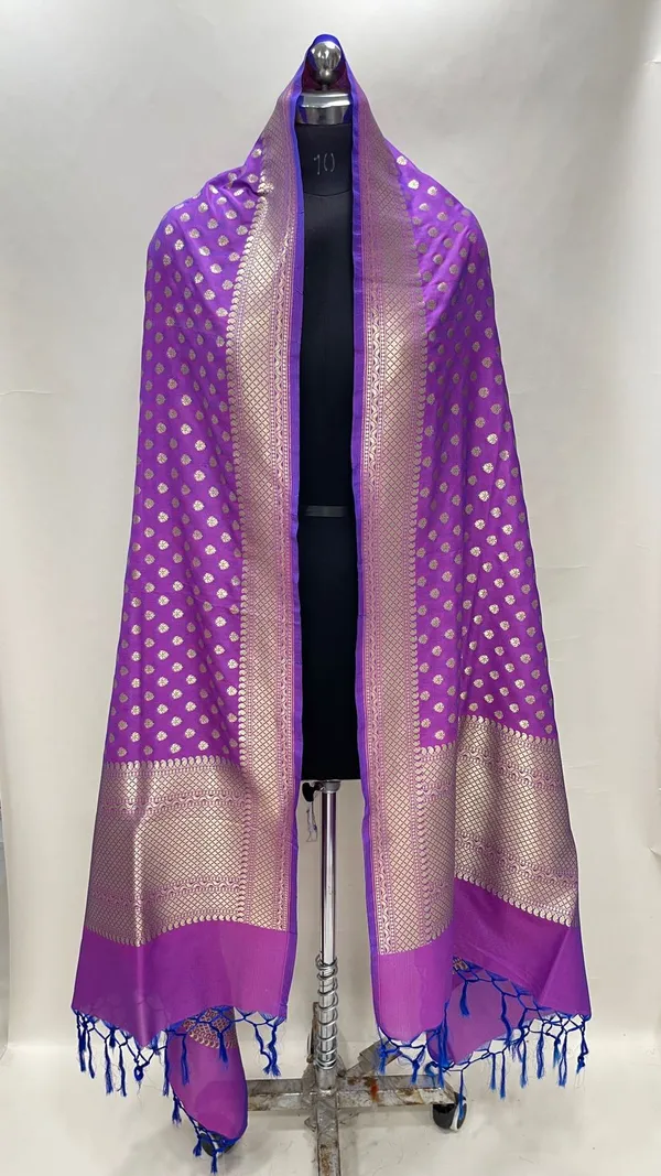 Humairah_Presents_Purple_Cotton_Zari_Mina_Boota_With_Pink_Minakari_Border_Banarasi_Dupatta