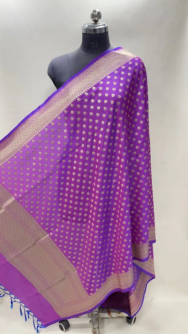 Humairah_Presents_Purple_Cotton_Zari_Mina_Boota_With_Pink_Minakari_Border_Banarasi_Dupatta