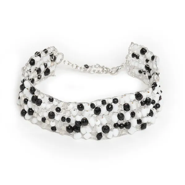 Black_And_White_Beaded_Croshe_Choker_For_Women
