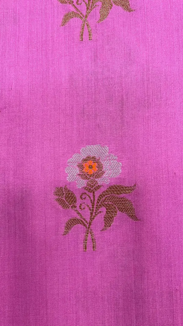 Humairah_Pure_Handwoven_Pink_Muga_Silk_Zari_Mina_Floral_Booti_Contrast_Red_Anchal_Copper_Zari_Border_Banarasi_Saree_with_Red_Blouse_Piece