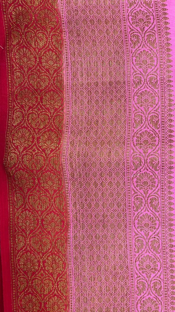 Humairah_Pure_Handwoven_Pink_Muga_Silk_Zari_Mina_Floral_Booti_Contrast_Red_Anchal_Copper_Zari_Border_Banarasi_Saree_with_Red_Blouse_Piece