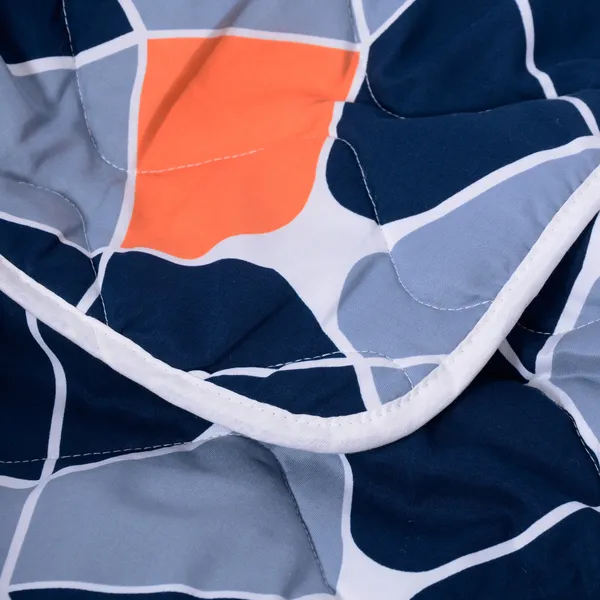 Printed_Single_Comforter_for_Mild_Winter_(Polyester,_Dark_Blue,_Orange)