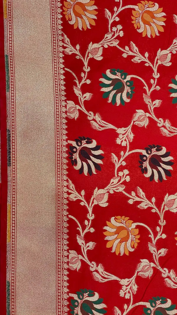 Humairah_Presents_Red_Katan_Silk_Floral_Mina_Zari_Jaal_Boota_with_Banarasi_Zari_Border_and_Red_Blouse