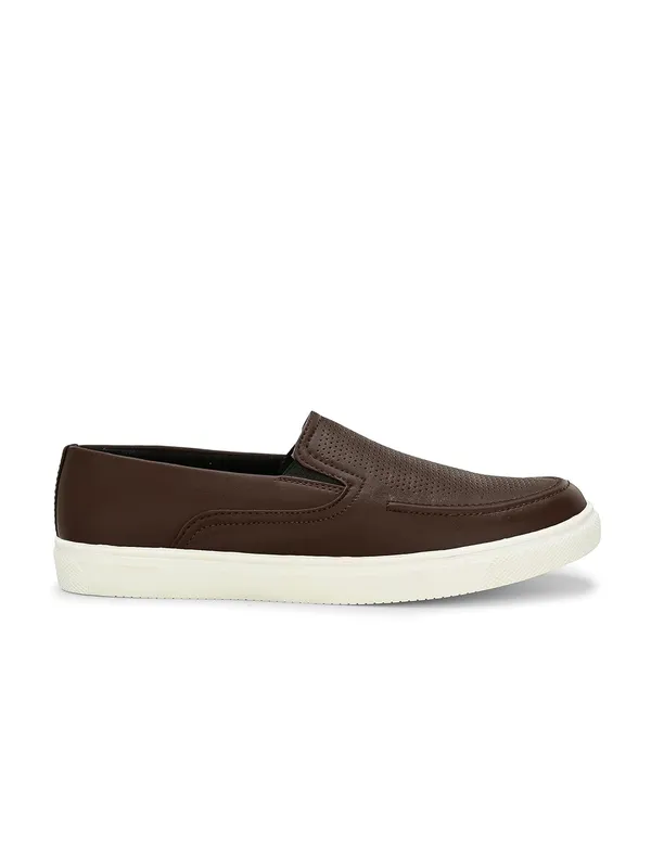 Men_Textured_Lightweight_Comfort_Insole_Slip-On_Sneakers
