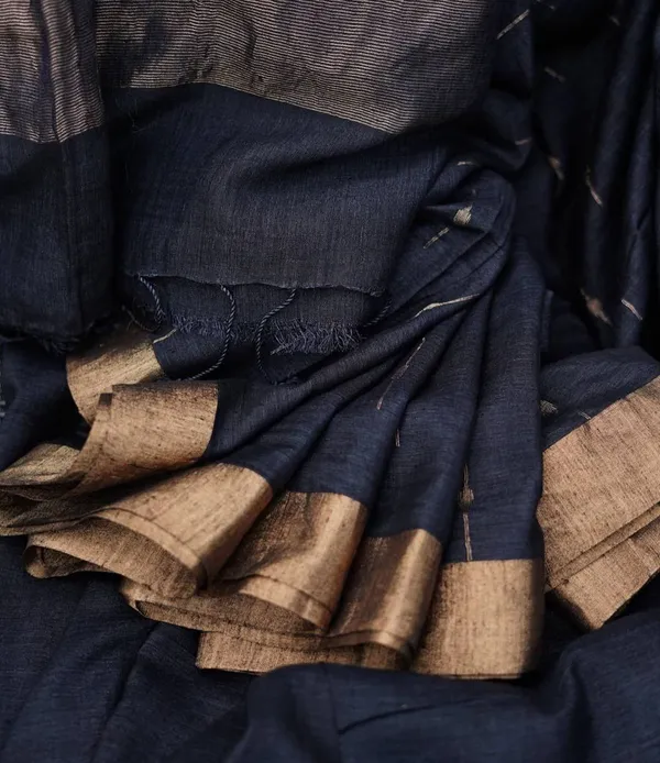 Women's_Kanjivaram_Banarasi_Soft_Cotton_Silk_Zari_Woven_Saree_With_Blouse_Piece_With_Blouse_Piece