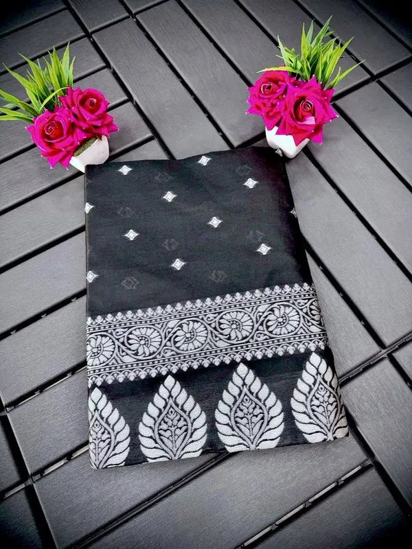 Black_Grey_Soft_Banarasi_Silk_Saree_With_Blouse_Piece_For_Women