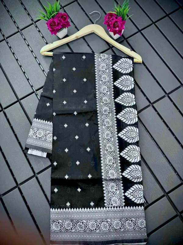 Black_Grey_Soft_Banarasi_Silk_Saree_With_Blouse_Piece_For_Women
