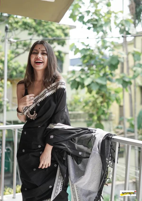 Black_Soft_Cotton_Silk_Party_Wear_Saree_With_Blouse_Piece_For_Women
