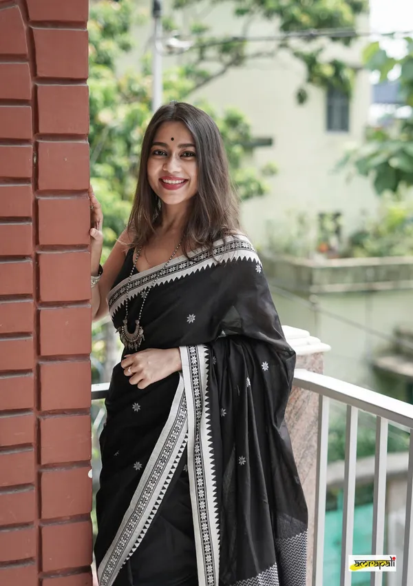 Black_Soft_Cotton_Silk_Party_Wear_Saree_With_Blouse_Piece_For_Women