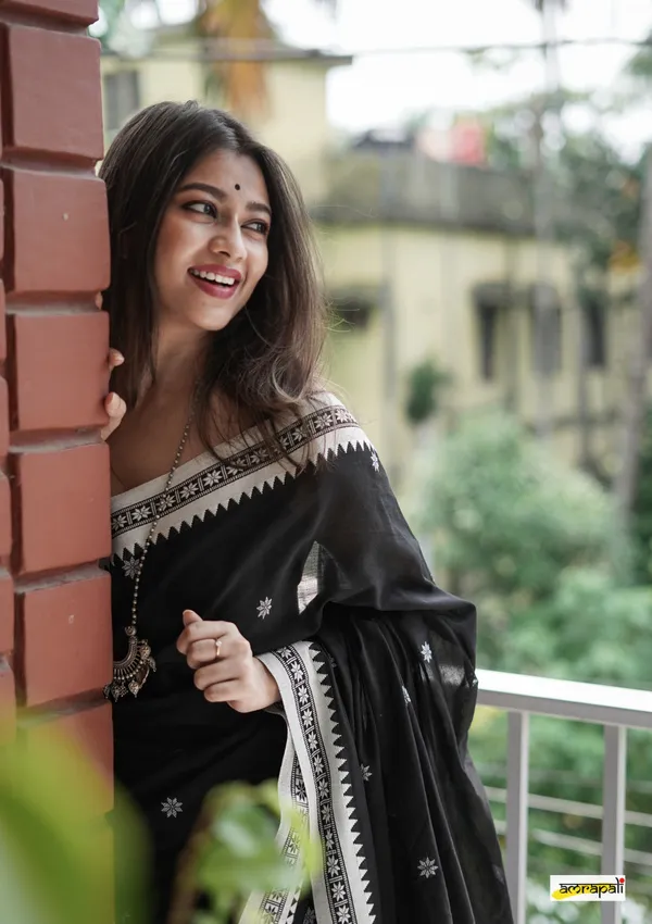 Black_Soft_Cotton_Silk_Party_Wear_Saree_With_Blouse_Piece_For_Women