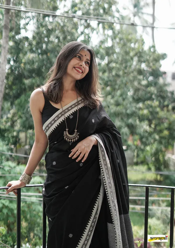 Black_Soft_Cotton_Silk_Party_Wear_Saree_With_Blouse_Piece_For_Women