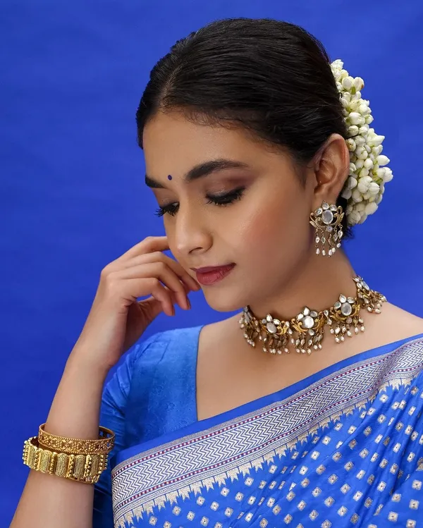 Royal_Blue_Soft_Silk_Saree_With_Blouse_Piece_For_Women