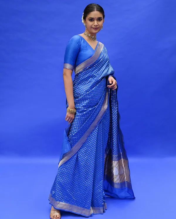 Royal_Blue_Soft_Silk_Saree_With_Blouse_Piece_For_Women