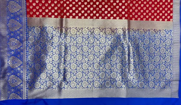 Humairah_Presents_Red_Katan_Silk_Golden_Zari_Floral_Chunri_Booti_with_Contrast_Blue_Silver_Zari_Border_and_Floral_Jaal_Pallu_with_Blue_Blouse