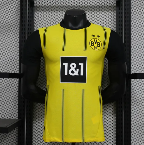 https://d1311wbk6unapo.cloudfront.net/NushopCatalogue/tr:f-webp,w-600,fo-auto/BVB_Dortmund_Home_Player_Jersey_2024_25_40NOQ3DJCB_2024-07-15_1.png__JERSEYKART