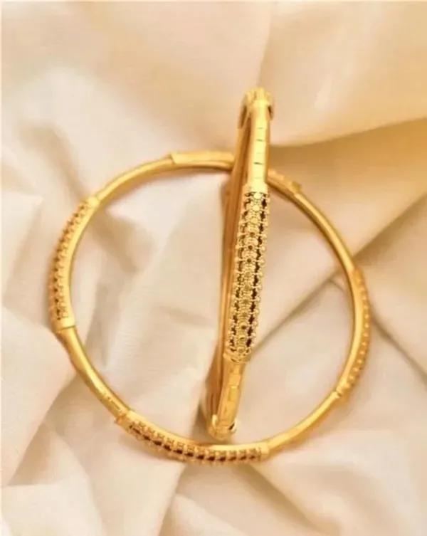 Beautiful_Designer_Bangles_With_Forming_Gold_Plated_pack_of_2_Piece_(1_pair)