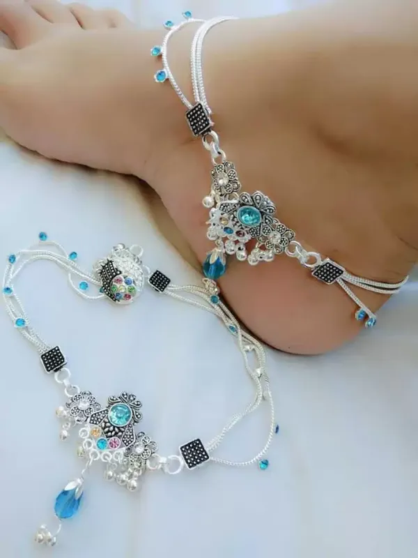 Beautiful_Fancy_Silver_Plated_Sky_Blue_Stone_And_Pearl_Payal_(Anklet)