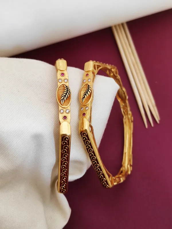 Trendz Jewellery Beautiful Square Shape Bangles With AD Stone With