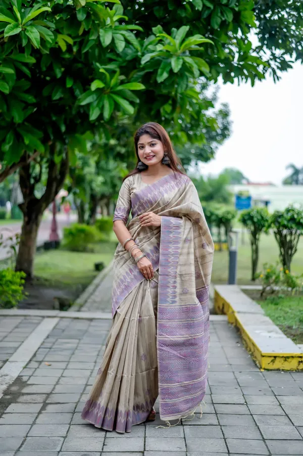 Beige_&_Purple_Tussar_Silk_Woven_Trendy_Saree