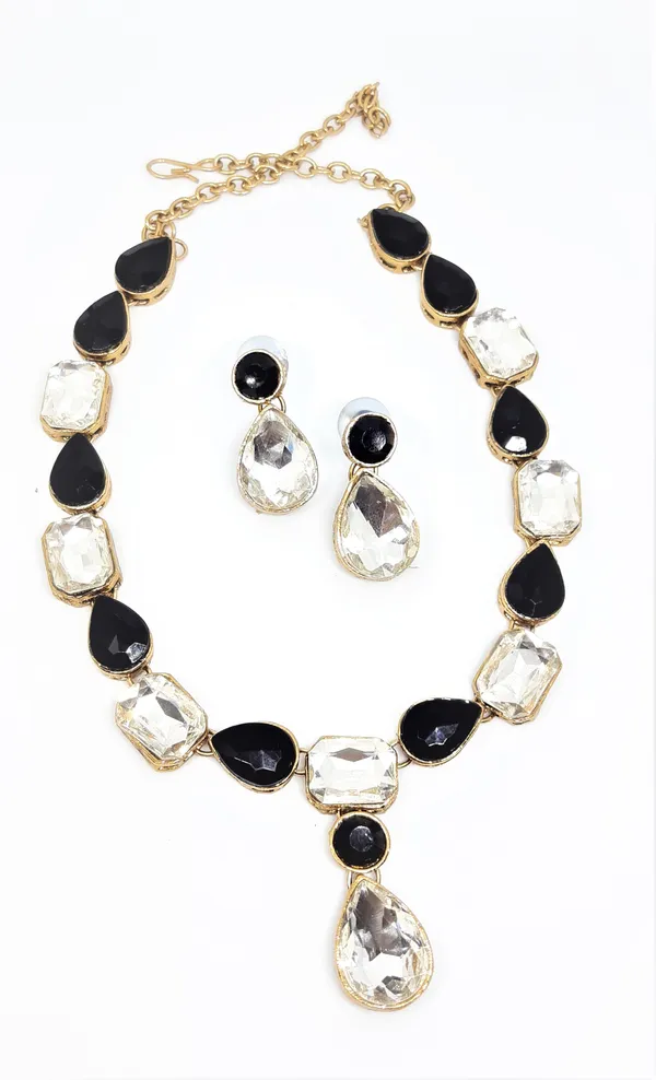 Black_Alloy_Copper_Jewellery_Set_For_Women