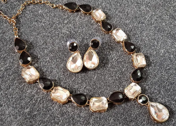 Black_Alloy_Copper_Jewellery_Set_For_Women