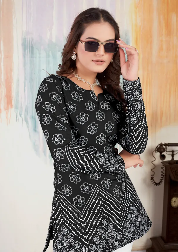 Black_Floral_Bandhani_Printed_Short_Kurtis