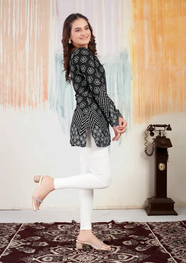 Black_Floral_Bandhani_Printed_Short_Kurtis