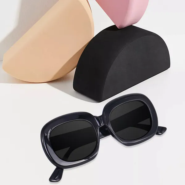 Black_Oversized_Square_UV/UB_Protected_Sunglasses_-_For_Women_(3364B)